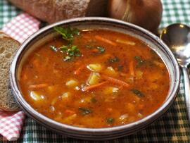 Suppe, Käse und Bastelspaß für alle