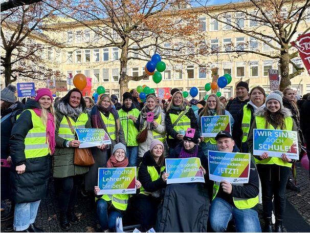 Demo Hannover: Zukunft der Tagesbildungsstätten sichern