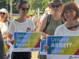 Protest in Hannover: Lebenshilfe Grafschaft Diepholz demonstriert für den Erhalt des Sozialstaates