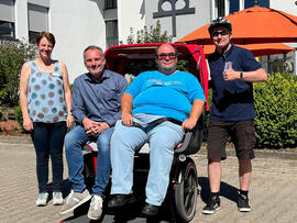Rikscha-Fahrt: Seite an Seite mit dem Bürgermeister 